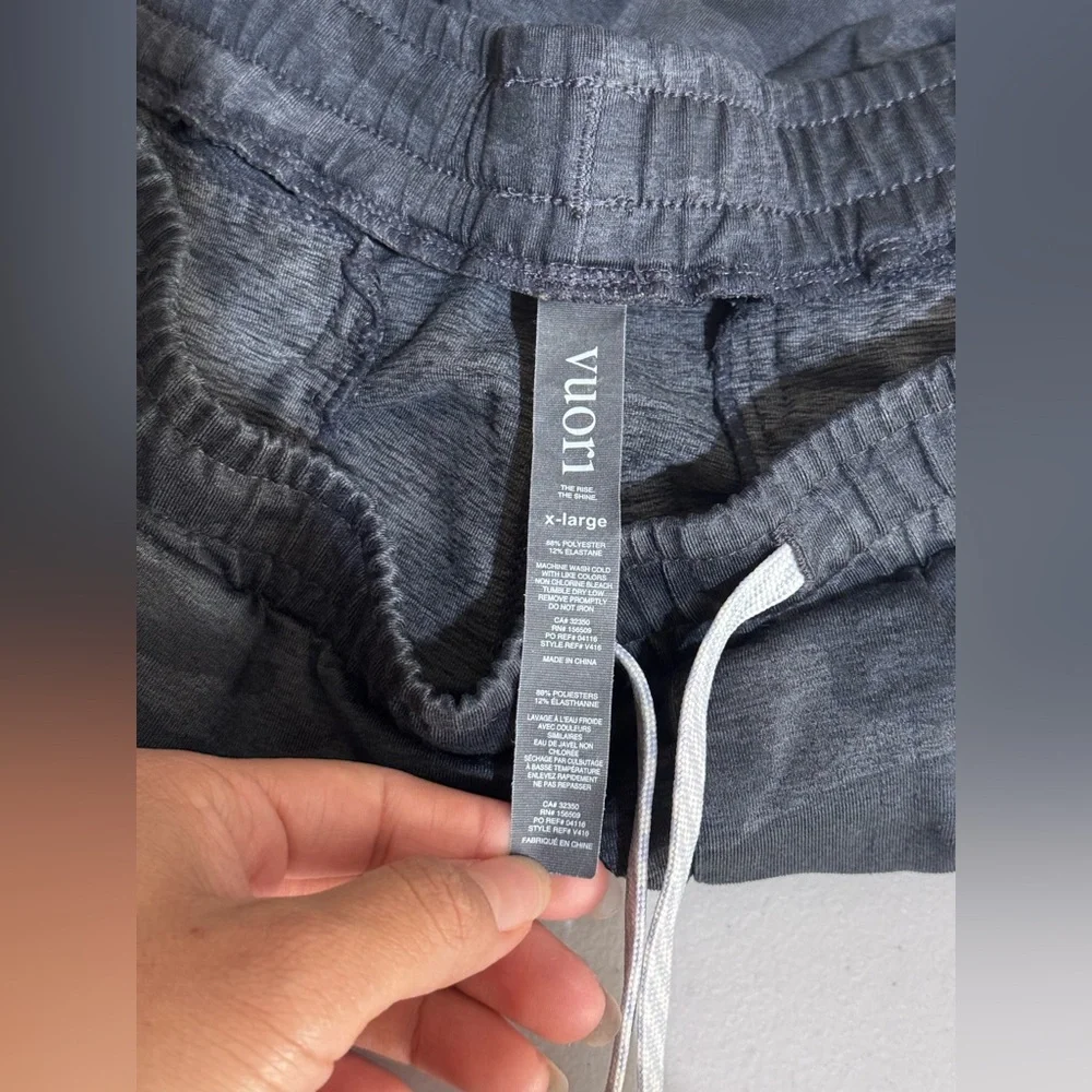 Vuori Men's Dark Camo Joggers
